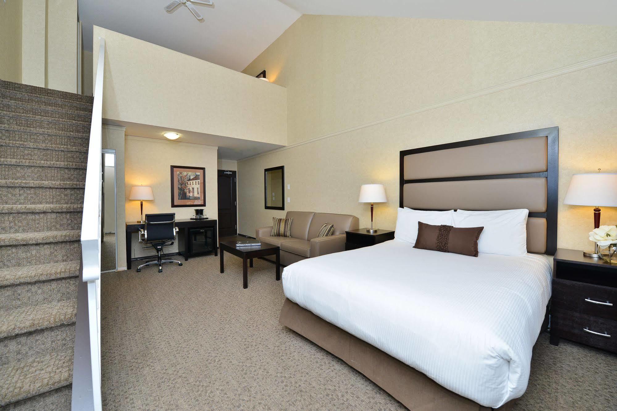 Prestige Vernon Hotel Esterno foto